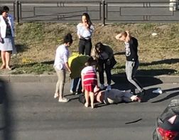 На Проспекте Строителей «Лада-Приора» сбила 43-летнюю женщину