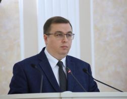 Мельниченко даст премию чиновнику, отказавшемуся от взятки