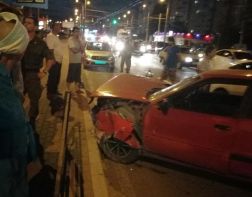 В Пензе пьяный болельщик разбил три машины, - соцсети