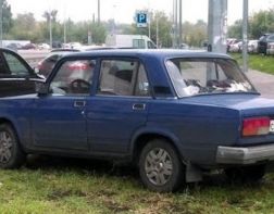 За парковку на газонах в Пензе накажут 125 автомобилистов