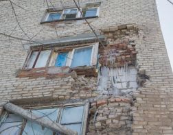 Белозерцев потребовал наказать виновных в разрушении дома на Кулибина, 10