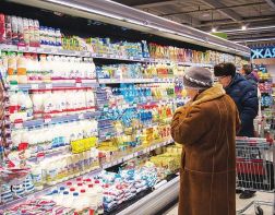 Ценники в продовольственных магазинах неприятно удивляют зареченцев
