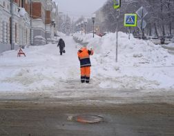 Из-за снегопадов в Пензенской области ввели режим повышенной готовности