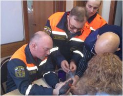 Пензенские спасатели сняли с пальца трехлетней девочки кольцо