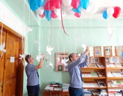 Пензенские студенты выпустили в небо воздушные шары