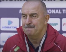 Черчесов не собирается покидать пост главного тренера сборной