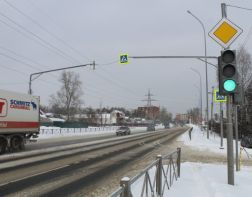На Бурмистрова после 2 лет ожидания заработал светофор 
